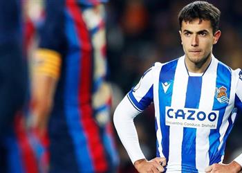 تشافي يوضح ويرد على أنباء ضم زوبيميندي إلى برشلونة في الصيف