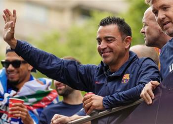 تشافي تم تحديد الراحلين عن برشلونة وسأبقى هنا لبقية حياتي