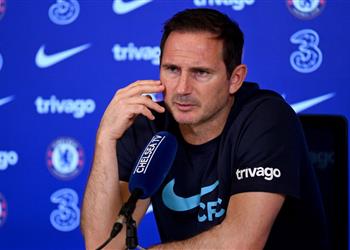 لامبارد يوضح موقفه من إقامة ممر شرفي لـ مانشستر سيتي ويصر ح هم الأفضل في العالم