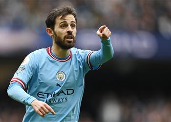 جالتييه يرد على أنباء رغبة باريس سان جيرمان في ضم برناردو سيلفا