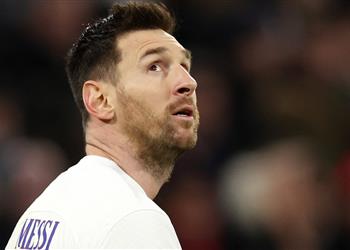 تقارير ميسي خارج حسابات باريس سان جيرمان الموسم المقبل