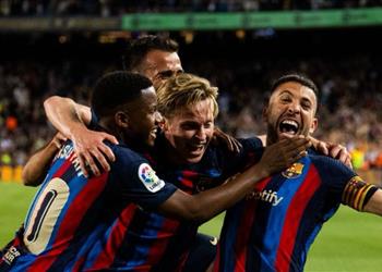 برشلونة يعطي الضوء الأخضر لرحيل لاعبه مجان ا