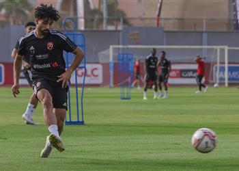 مران الأهلي تدريبات بدنية وكولر وعبد الحفيظ يجتمعان باللاعبين