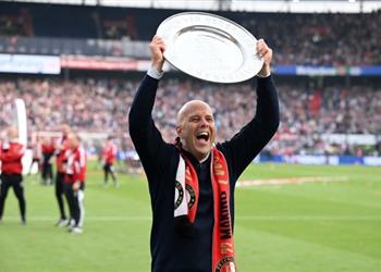 بطل الدوري الهولندي يقترب من قيادة توتنهام خلف ا لـ أنطونيو كونتي