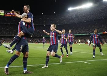 تقارير مانشستر يونايتد يستهدف ضم ثنائي برشلونة في الصيف