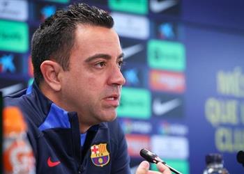 تشافي عن العنصرية ضد فينيسيوس يجب أن نعود لمنازلنا إذا تعرضنا للإهانة