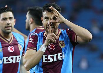 جماهير طرابزون سبور بعد تألق تريزيجيه أمام فاتح قره جمرك لاعب فريد يحتاج للتقدير