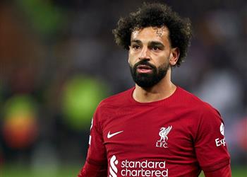 كاراجر ونيفيل يختاران التشكيل المثالي لـ الدوري الإنجليزي 2022 23 موقف محمد صلاح