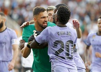 لجنة المسابقات تصدر عقوبتين ضد فالنسيا بعد أحداث مباراة ريال مدريد