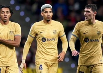 إنتر ميلان مهتم بالتعاقد مع مدافع برشلونة