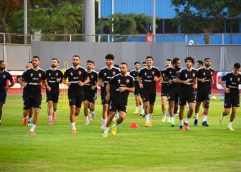 مران الأهلي كولر يحاضر اللاعبين بالفيديو وأكرم توفيق وكريم فؤاد يواصلان التأهيل