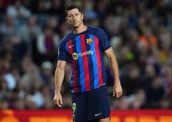 ليفاندوفسكي على موعد مع التاريخ في موسمه الأول مع برشلونة