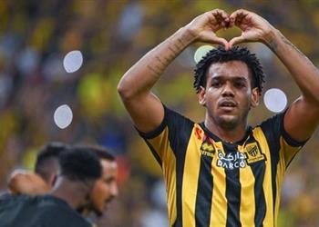 فيديو رومارينيو يسجل هدف الاتحاد الثالث أمام الفيحاء