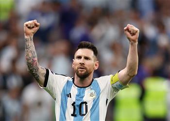 موندو ديبورتيفو توضح تفاصيل عرض برشلونة لضم ميسي