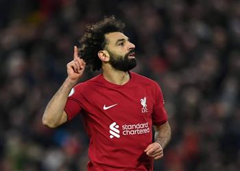 محمد صلاح عن لاعب ليفربول ذكي ويريد التعلم أتحدث معه دائم ا
