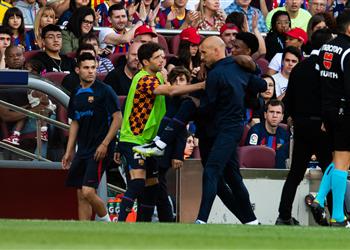 رسمي ا برشلونة ي علن تشخيص إصابة بالدي ومدة غيابه