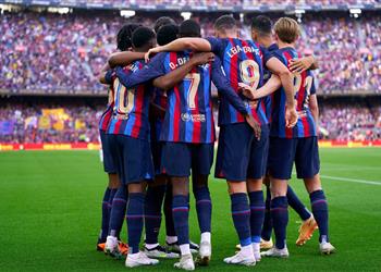 فيديو برشلونة يغادر كامب نو بثلاثية نظيفة أمام مايوركا في ليلة وداع ألبا وبوسكيتس