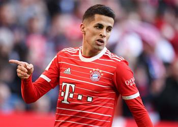 بايرن ميونخ يحسم قراره النهائي بشأن بند شراء كانسيلو