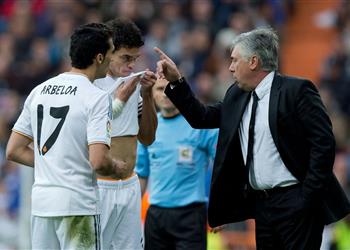 بيريز يحدد ثنائي ريال مدريد السابق لخلافة أنشيلوتي الموسم المقبل