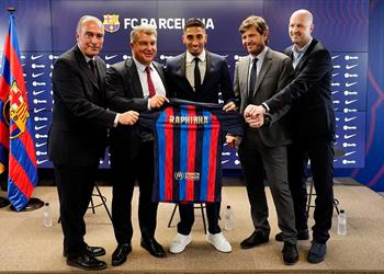 أليماني لن يكون الأخير جوردي كرويف يفكر في الرحيل عن برشلونة