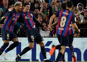 بعد اقتراب أليماني أستون فيلا يرغب في ضم لاعب برشلونة