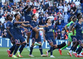 باريس سان جيرمان يعلن إصابة لاعبه وغيابه حتى نهاية الموسم
