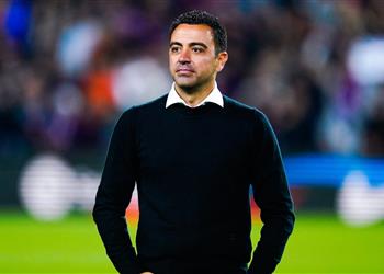 تشافي يوضح آخر تطورات ملف تجديد عقده مع برشلونة