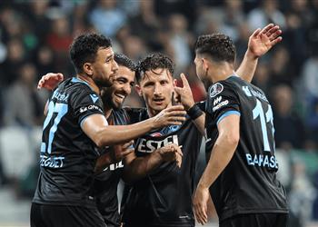 تريزيجيه يشارك في فوز طرابزون برباعية أمام جيرسون سبور بـ الدوري التركي