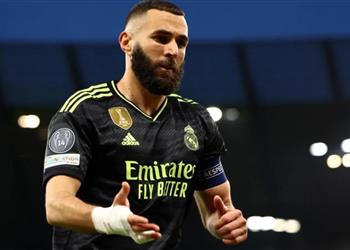 آس بعد تواصله مع رونالدو بنزيما يقترب من الانضمام إلى اتحاد جدة