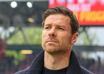 تشابي ألونسو يكسر صمته بشأن ارتباطه بتدريب توتنهام