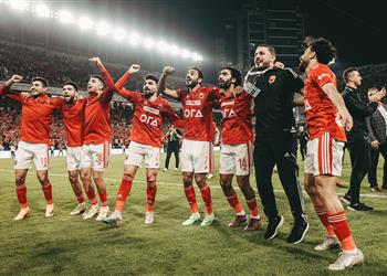 صور وصول بعثة الأهلي إلى القاهرة بعد التتويج بالسوبر المصري