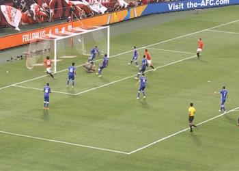 فيديو بالنيران الصديقة كاريلو يسجل هدف أوروا الياباني الأول أمام الهلال السعودي