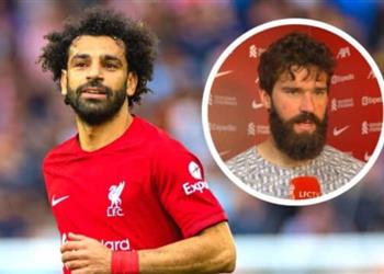 أليسون عن محمد صلاح سلاحنا في معركة ليفربول الحالية بالدوري الإنجليزي