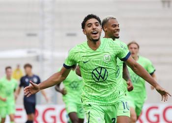 تشكيل فولفسبورج أمام بوروسيا دورتموند بالدوري الألماني موقف عمر مرموش