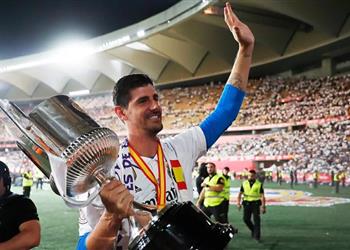 كورتوا بقاء أنشيلوتي ليس قراري وكأس الملك يمنحنا طاقة إيجابية قبل مواجهة مانشستر سيتي