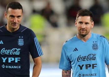 مدرب الأرجنتين ميسي أفضل من مارادونا وبونو أفضل حارس في مونديال قطر
