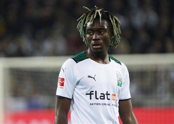 بوروسيا مونشنجلادباخ يرد على أنباء اهتمام ليفربول بـ مانو كوني