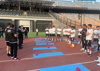 صور أشرف صبحي يزور معسكر منتخب مصر لدعم اللاعبين قبل مواجهة غينيا