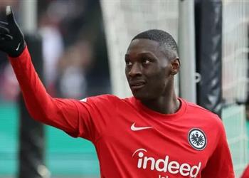 ريال مدريد يدخل صراع التعاقد مع كولو مواني لخلافة بنزيما