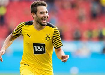 بايرن ميونخ يؤكد التعاقد مع جيريرو ويرد على أنباء الاتفاق مع ديكلان رايس