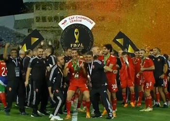 لماذا لم يتواجد محمود الخطيب على منصة تتويج الأهلي بـ دوري أبطال إفريقيا