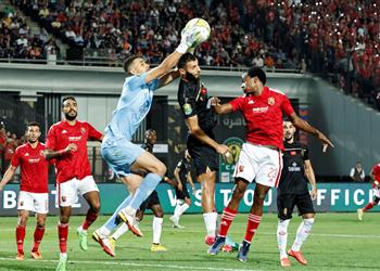 عدلي القيعي الأهلي حقق رقم ا لم يحدث من قبل واقتنص بطولة من رحم المعاناة