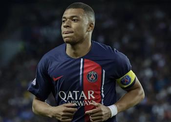 ليكيب مبابي يثير غضب باريس سان جيرمان بقرار مفاجئ بشأن مستقبله