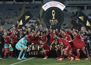 محمد الشناوي فخور بقيادة الأهلي لتحقيق تاريخ كبير