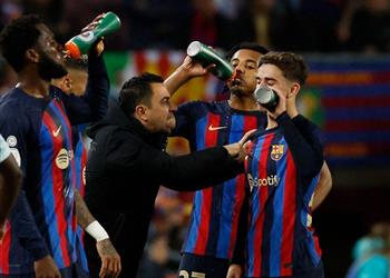 برشلونة يفكر في التضحية بلاعبه لإبرام الصفقات وتسجيلها