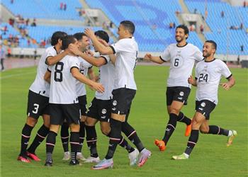 تشكيل منتخب مصر أمام غينيا في تصفيات أمم إفريقيا زيزو ومروان عطية أساسيان
