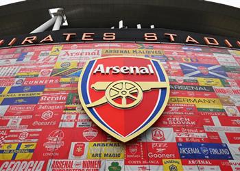 رسمي ا آرسنال يعلن رحيل 10 لاعبين