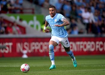 بايرن ميونخ يستهدف ضم ووكر من مانشستر سيتي