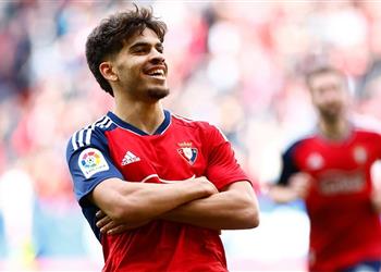 تشافي يحسم مصير الزلزولي مع برشلونة