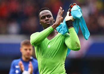 أهلي جدة يتوصل لاتفاق مع إدوارد ميندي لضمه في الصيف